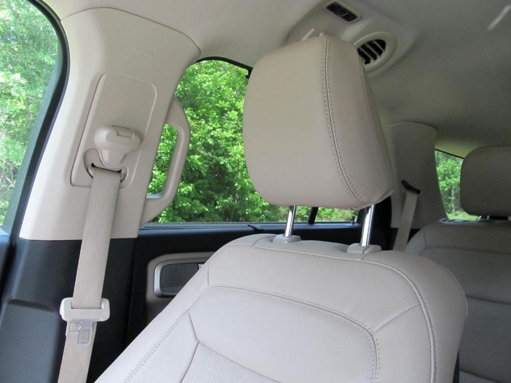 2020 Ford Explorer Limited photo