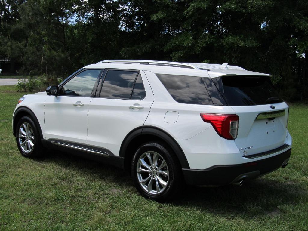 2020 Ford Explorer Limited photo