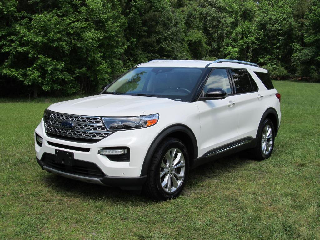 2020 Ford Explorer Limited photo