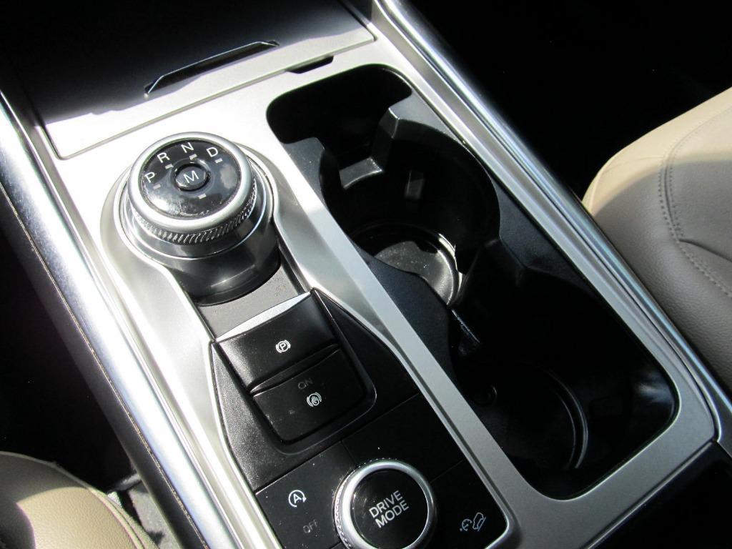 2020 Ford Explorer Limited photo