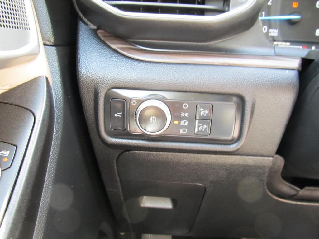 2020 Ford Explorer Limited photo