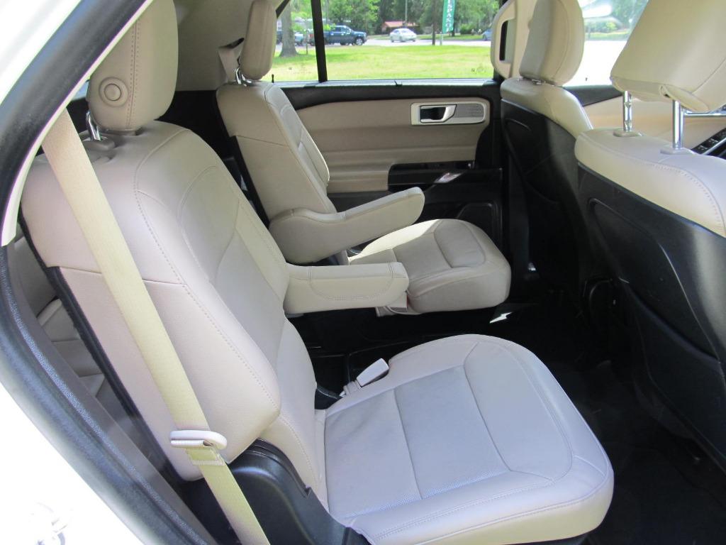 2020 Ford Explorer Limited photo