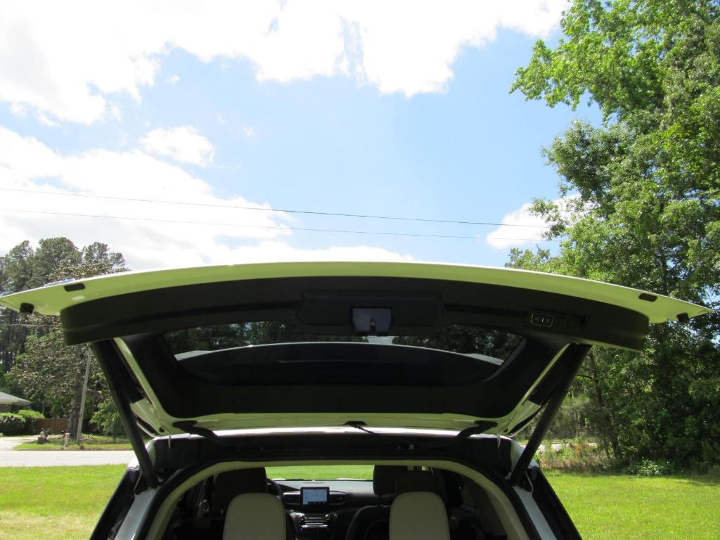 2020 Ford Explorer Limited photo