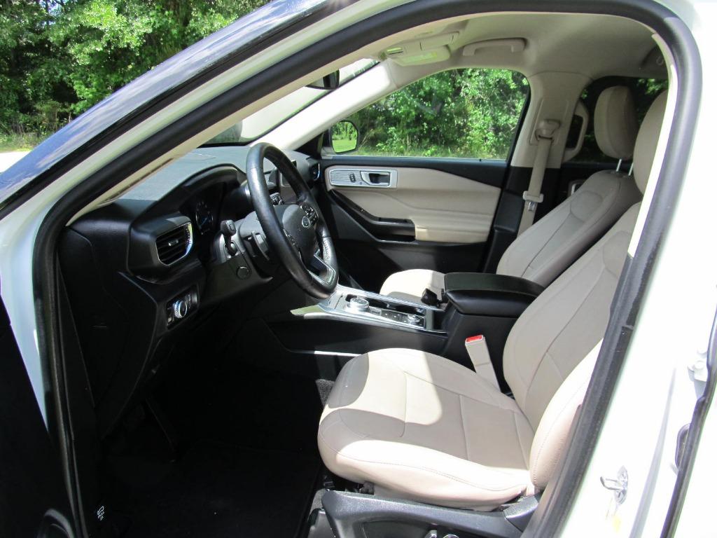 2020 Ford Explorer Limited photo
