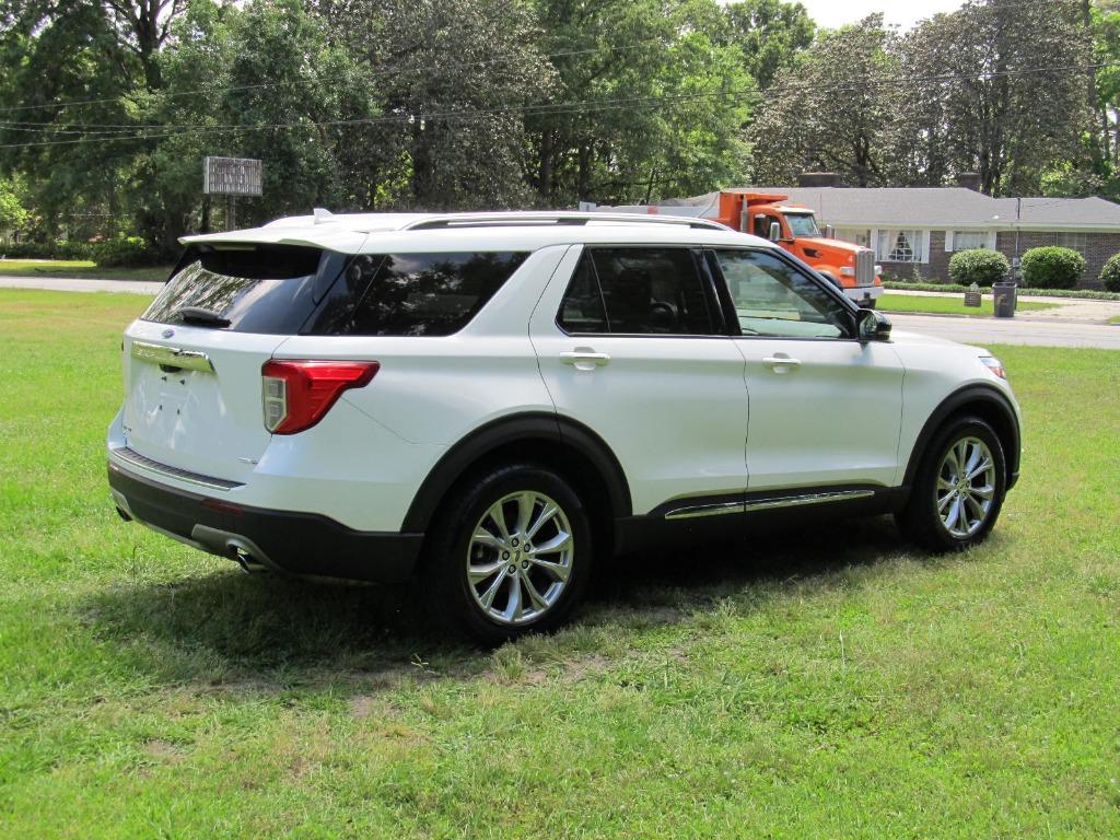 2020 Ford Explorer Limited photo