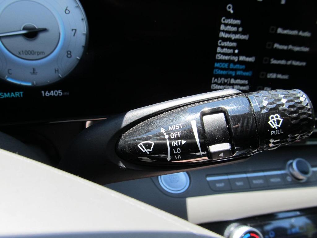 2024 Hyundai Elantra SEL photo 42