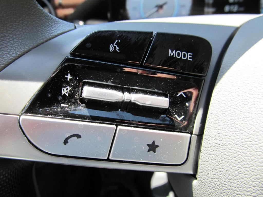 2024 Hyundai Elantra SEL photo 39