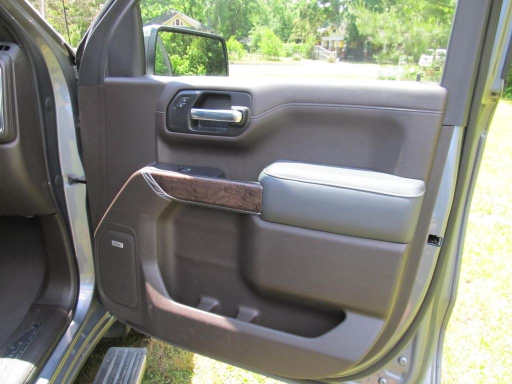 2021 GMC Sierra 1500 Denali photo