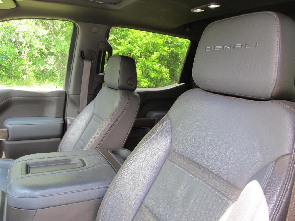2021 GMC Sierra 1500 Denali photo