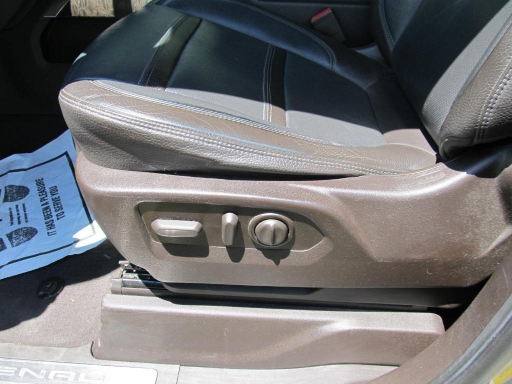 2021 GMC Sierra 1500 Denali photo