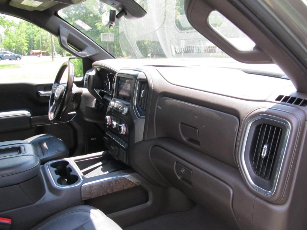2021 GMC Sierra 1500 Denali photo
