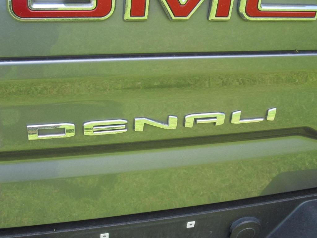 2021 GMC Sierra 1500 Denali photo