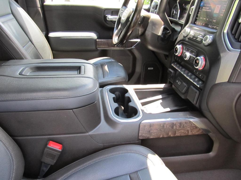 2021 GMC Sierra 1500 Denali photo