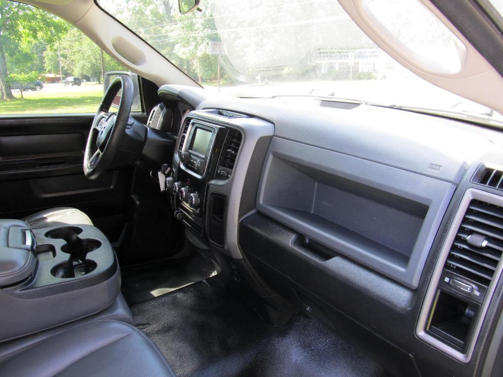 2018 RAM 1500 Tradesman photo