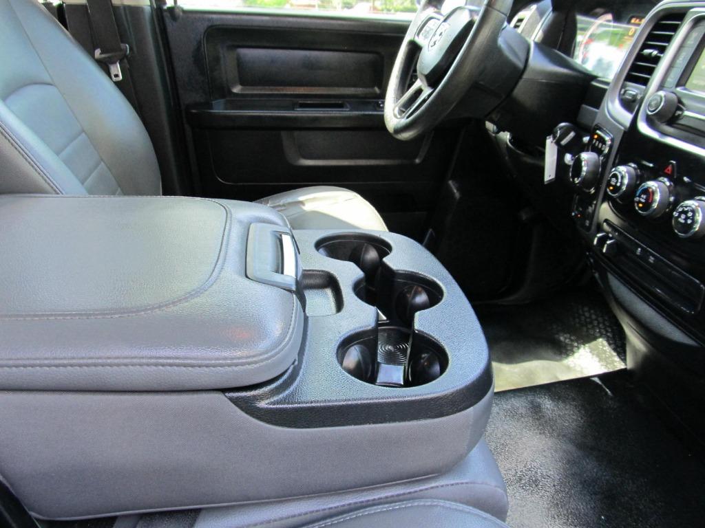 2018 RAM 1500 Tradesman photo