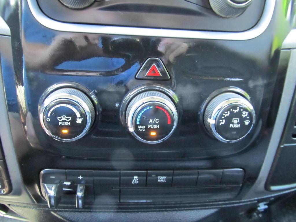 2018 RAM 1500 Tradesman photo