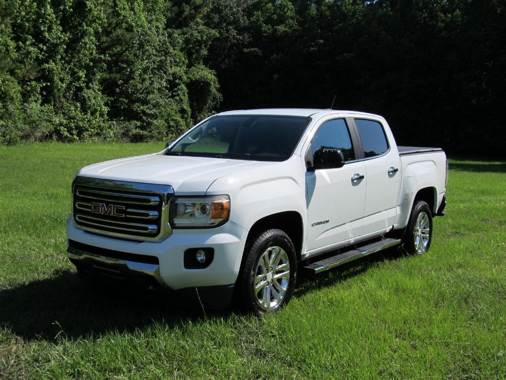 2016 GMC Canyon SLT photo