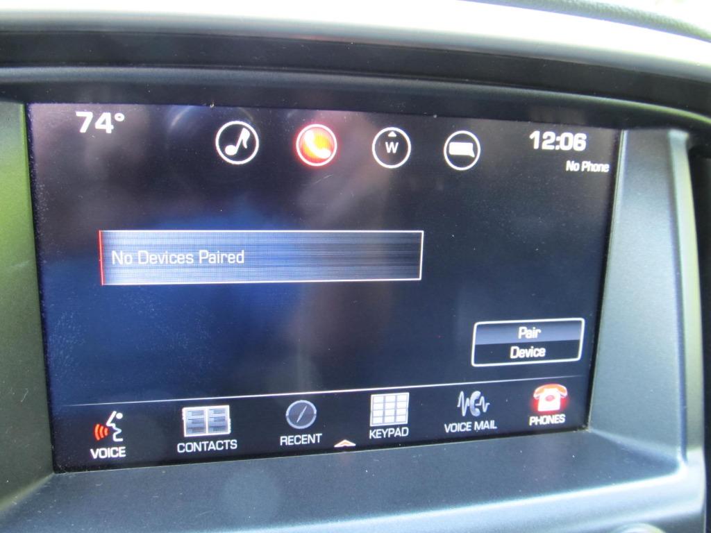2016 GMC Canyon SLT photo