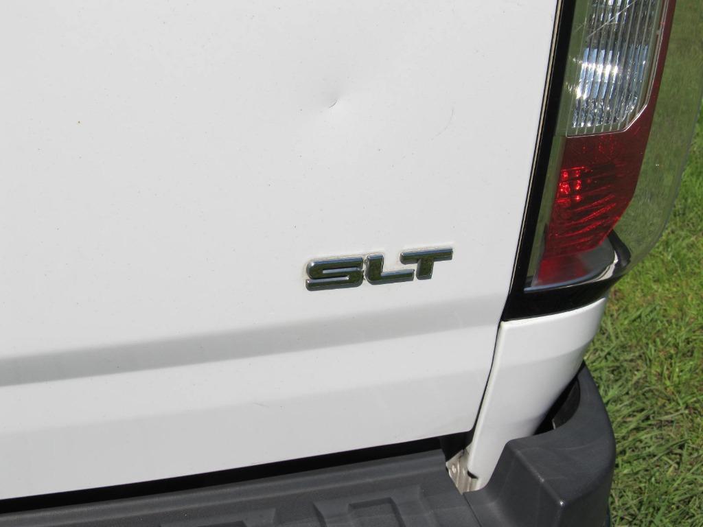 2016 GMC Canyon SLT photo
