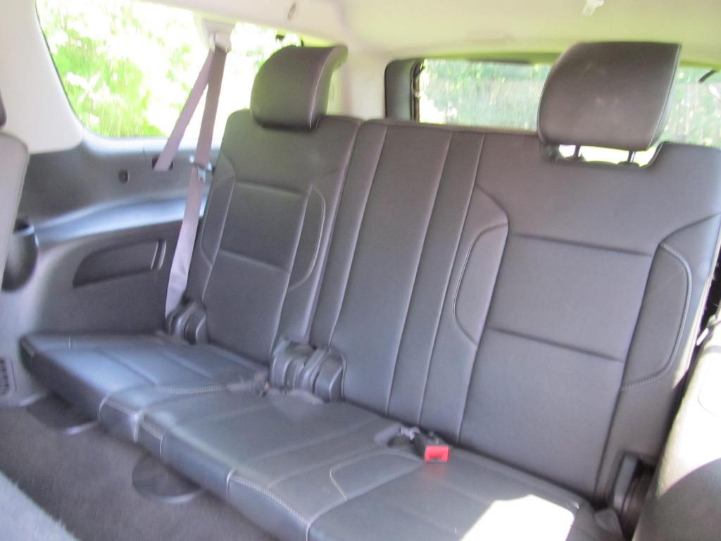 2016 Chevrolet Suburban 1500 LT photo