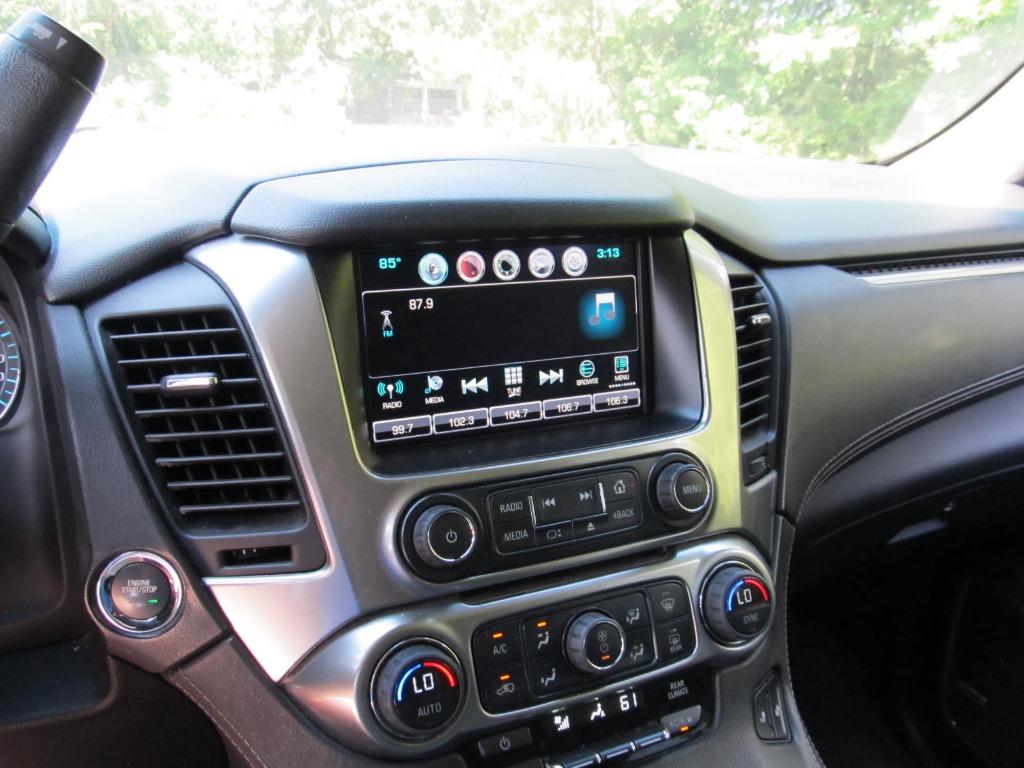 2016 Chevrolet Suburban 1500 LT photo