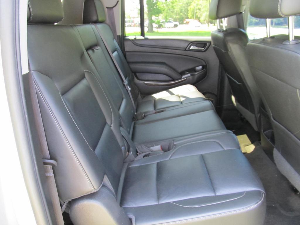 2016 Chevrolet Suburban 1500 LT photo