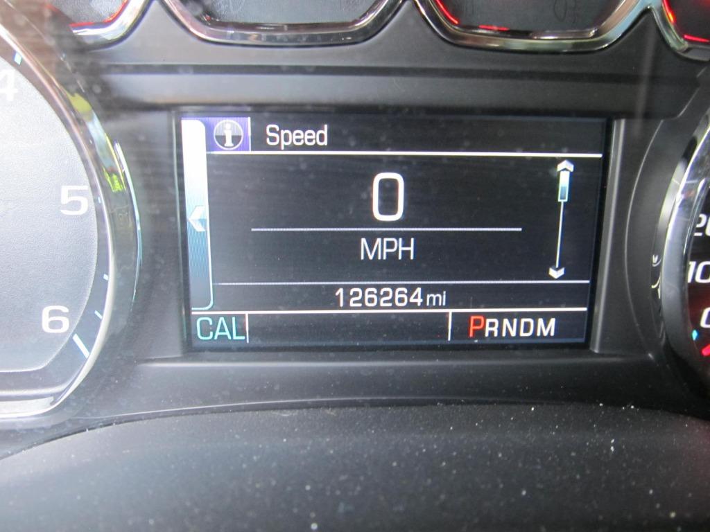 2016 Chevrolet Suburban 1500 LT photo