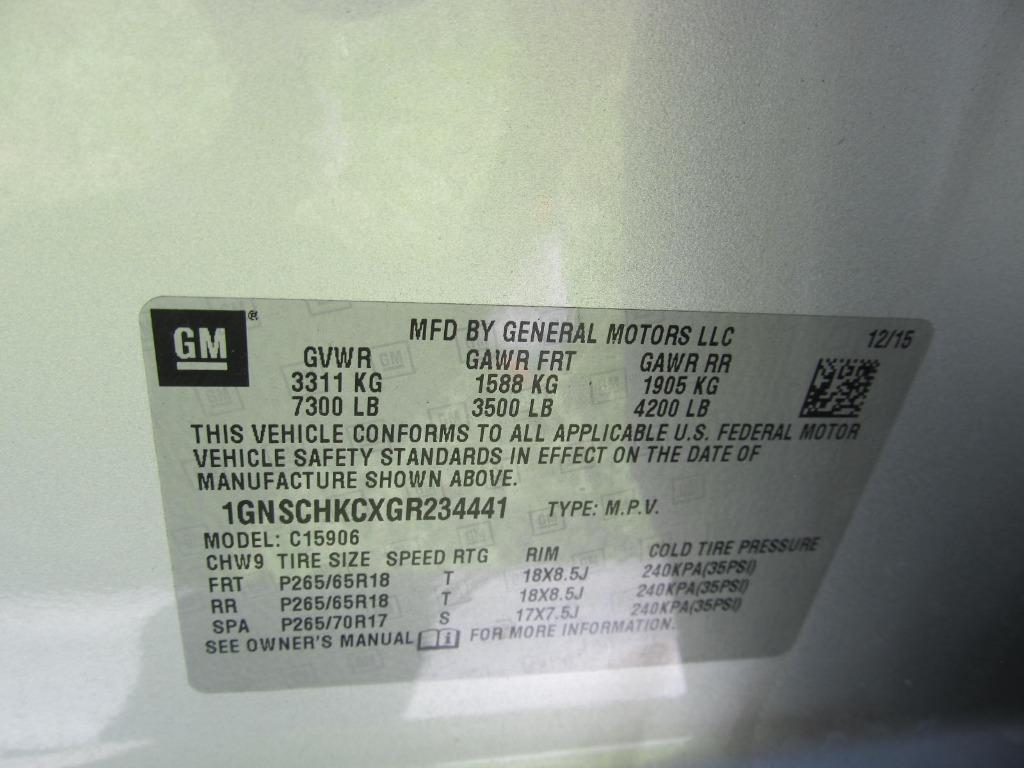 2016 Chevrolet Suburban 1500 LT photo