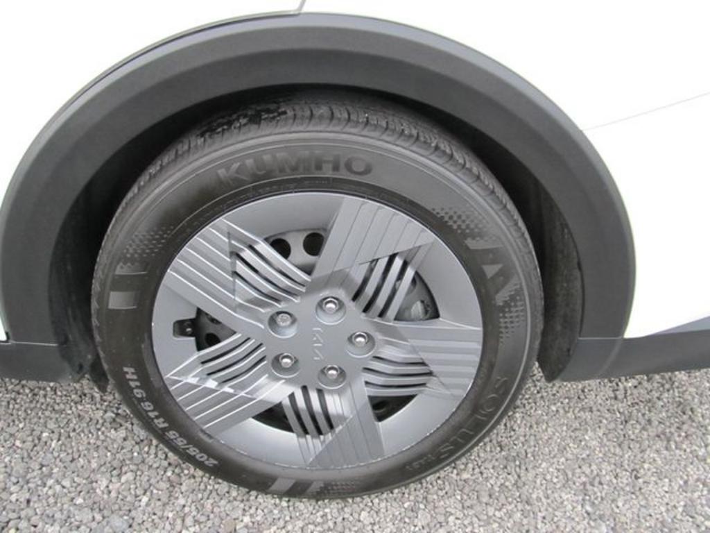 2025 Kia K4 - $19,807