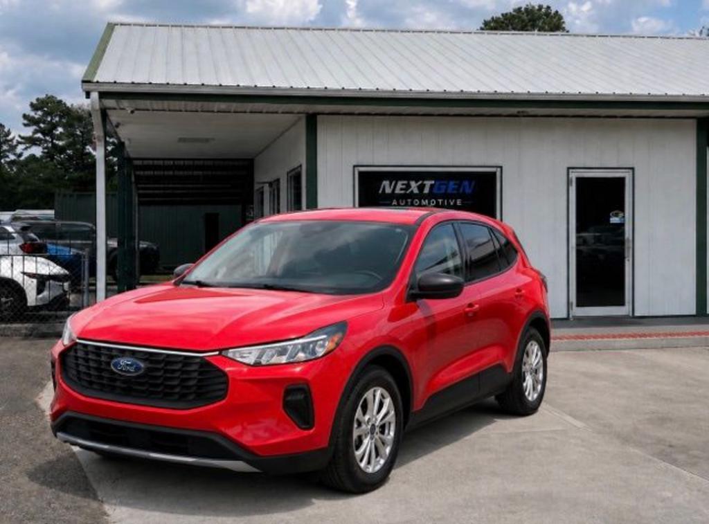 2024 Ford Escape - $21,207