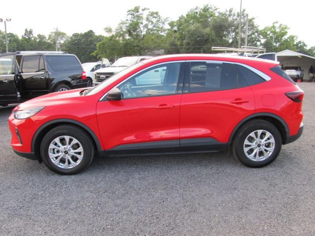 2024 Ford Escape - $21,207
