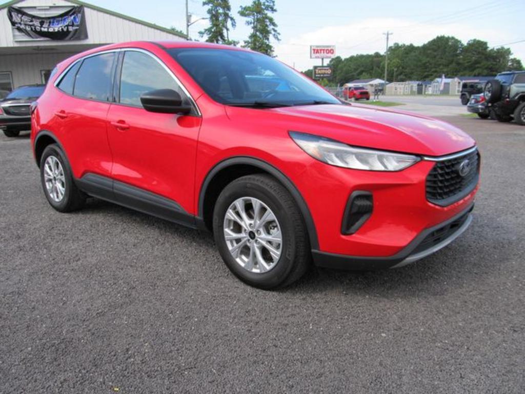 2024 Ford Escape - $21,207