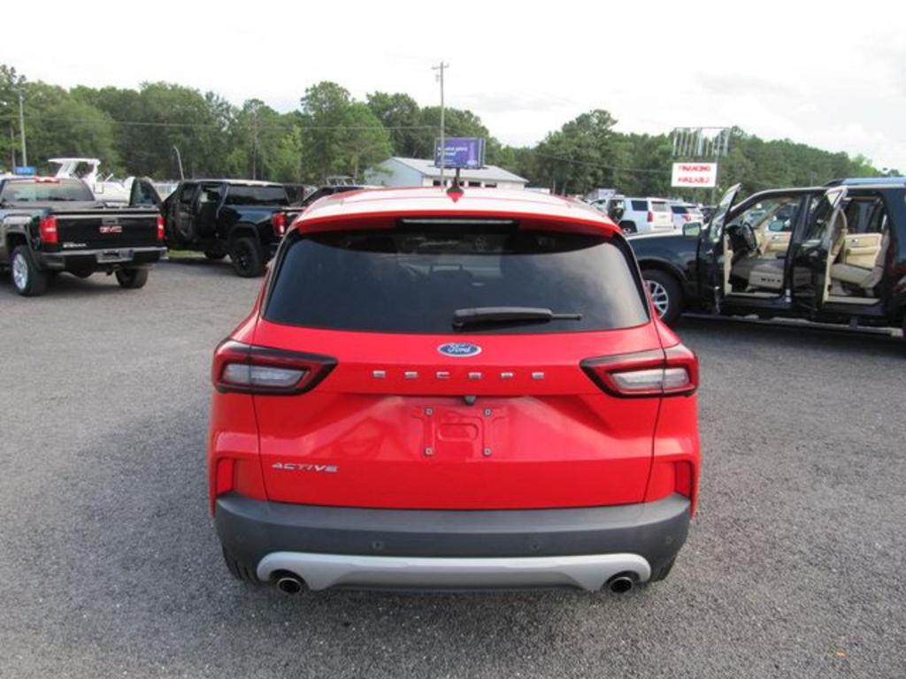 2024 Ford Escape - $21,207