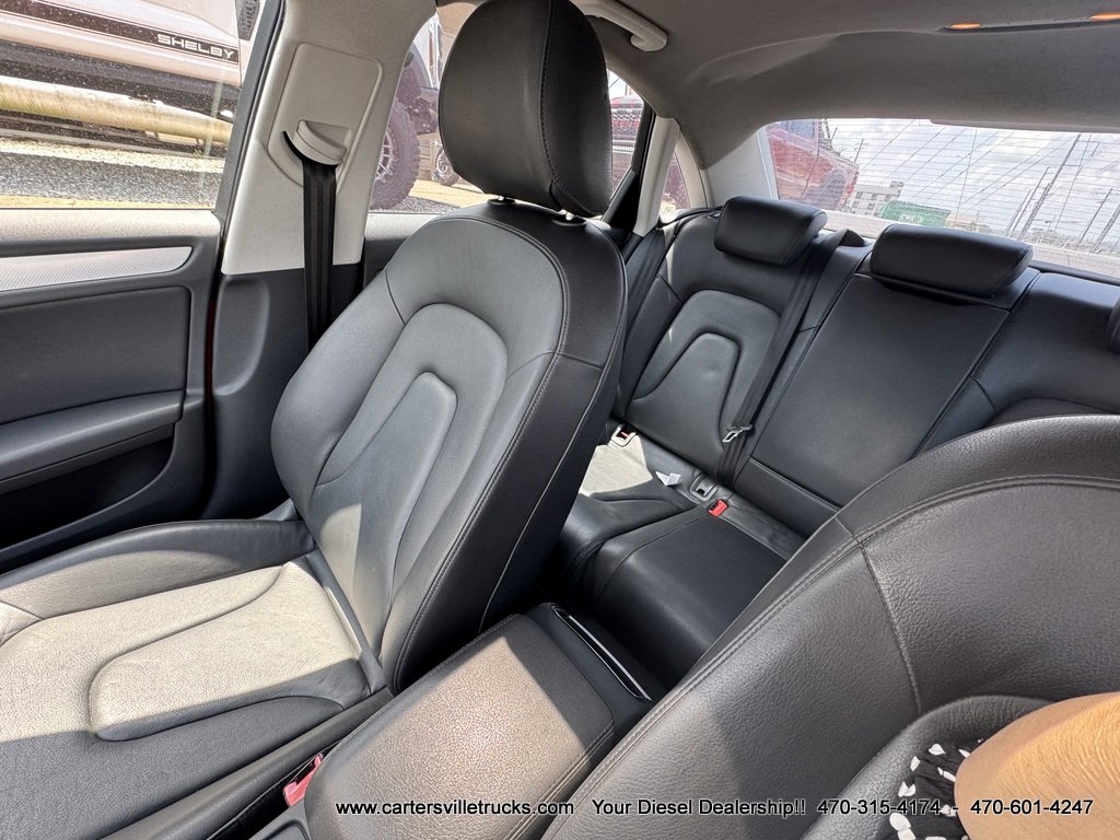2010 Audi A4 2.0T Premium photo