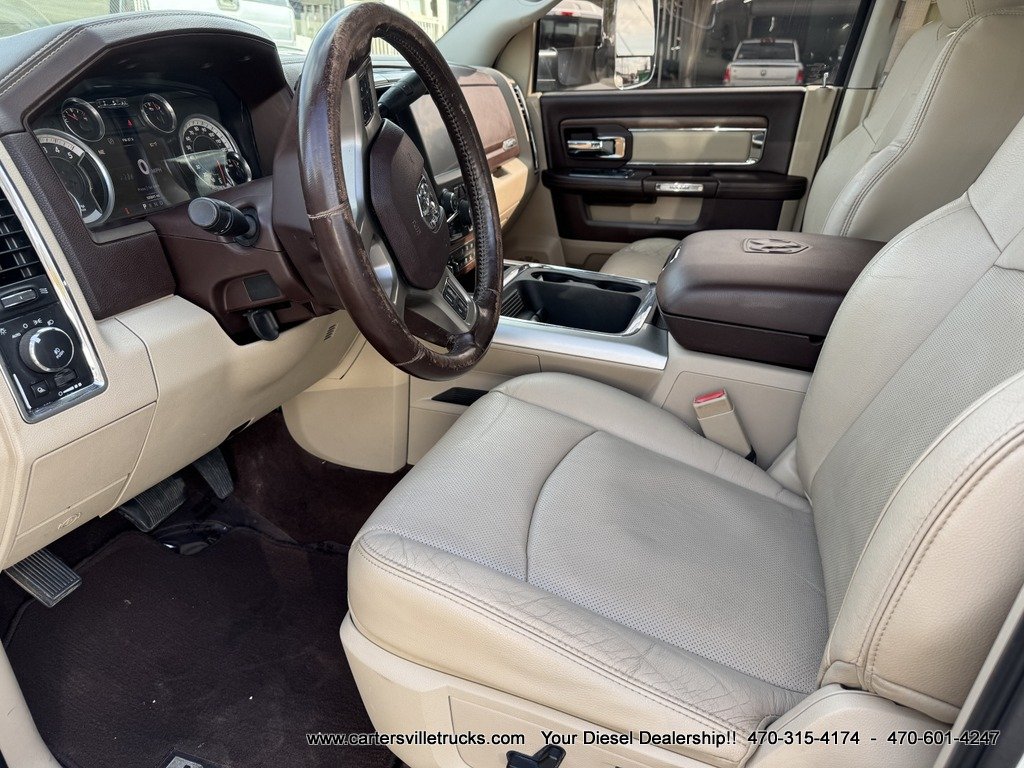 2016 RAM 3500 Laramie photo