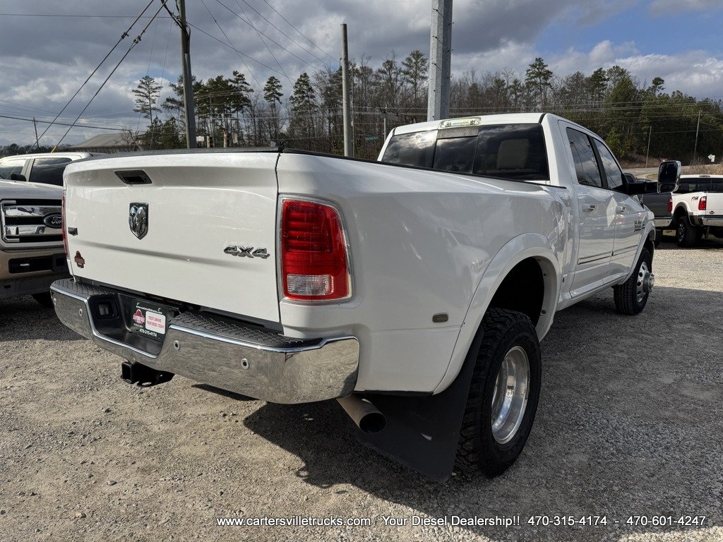 2016 RAM 3500 Laramie photo