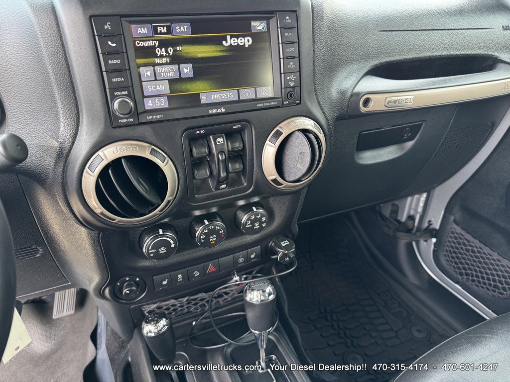 2016 Jeep Wrangler Unlimited Sahara photo