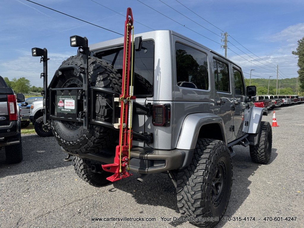 2016 Jeep Wrangler Unlimited Sahara photo