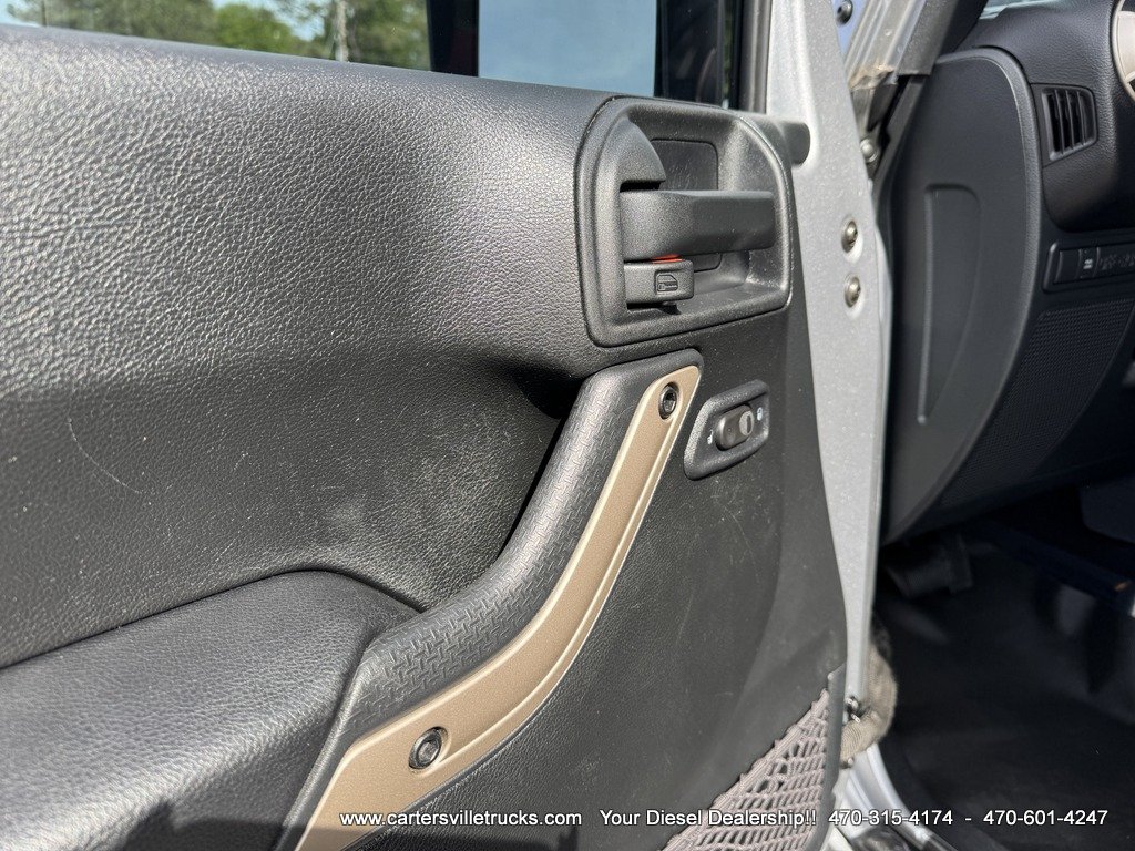 2016 Jeep Wrangler Unlimited Sahara photo