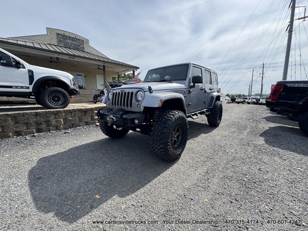 2016 Jeep Wrangler Unlimited Sahara photo