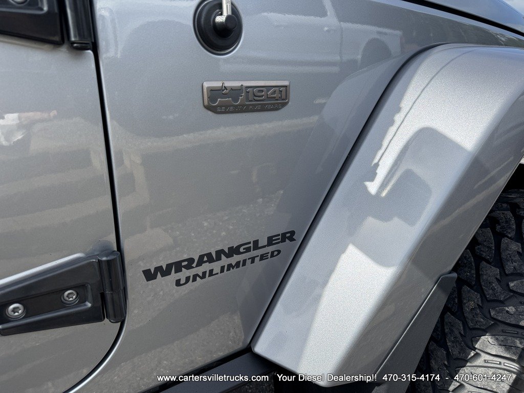 2016 Jeep Wrangler Unlimited Sahara photo