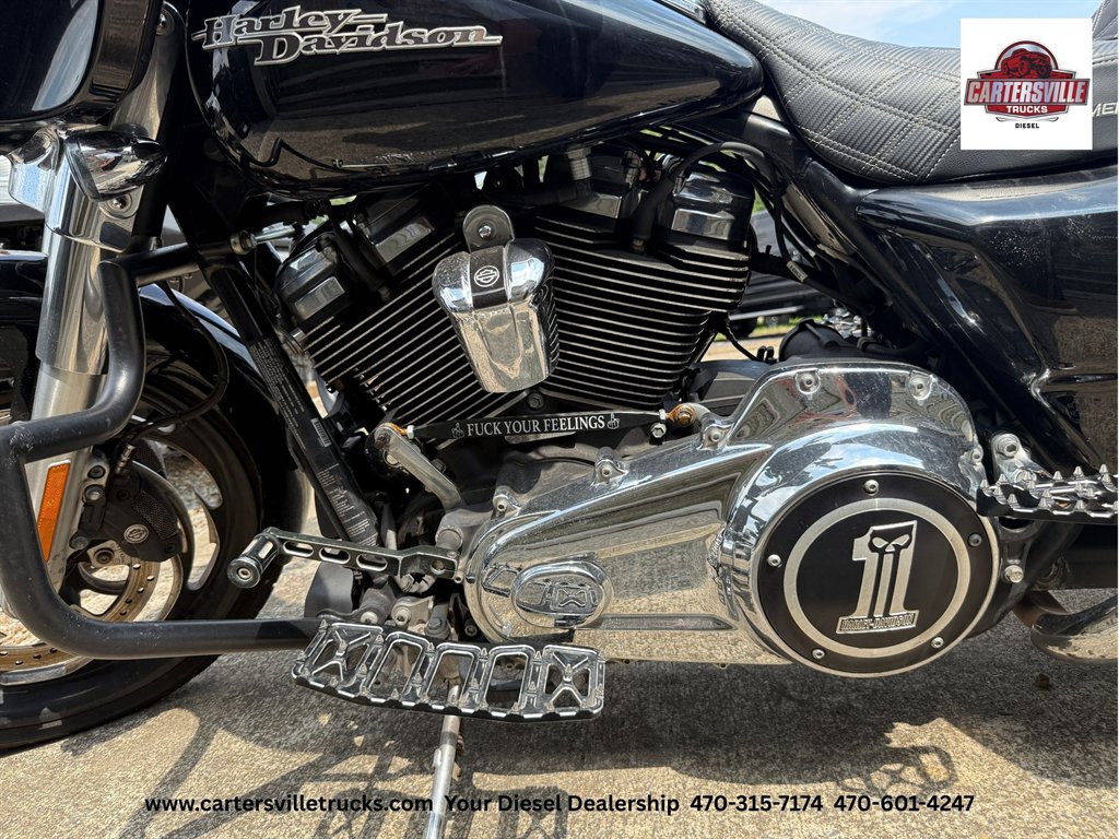 2020 Harley-Davidson Street Glide - $13,998