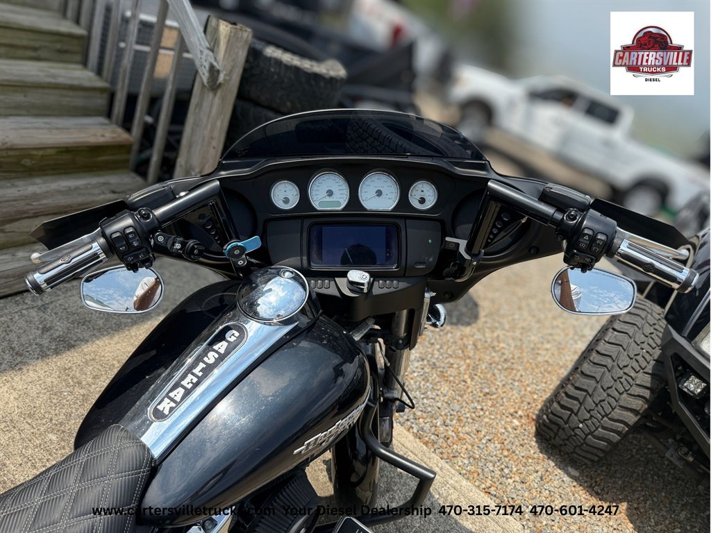 2020 Harley-Davidson Street Glide - $13,998