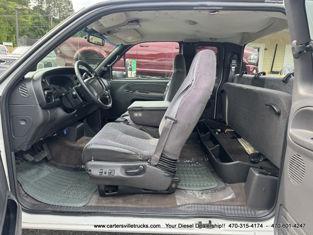 2002 Dodge RAM 2500 - $18,598
