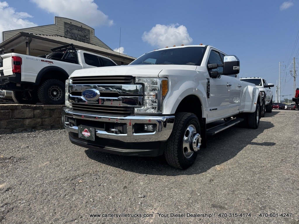 2017 Ford F350 - $51,998