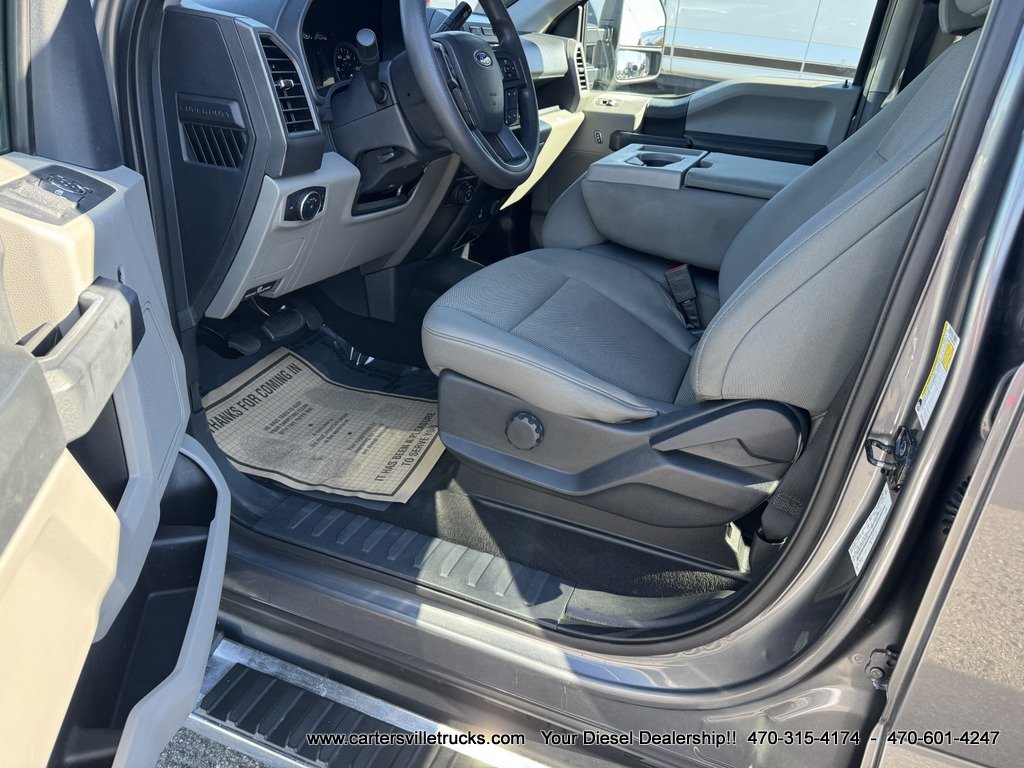 2022 Ford F-350 - $41,998