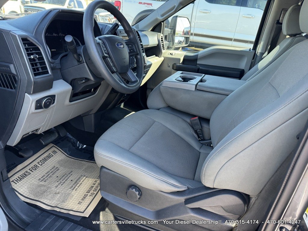 2022 Ford F-350 - $41,998