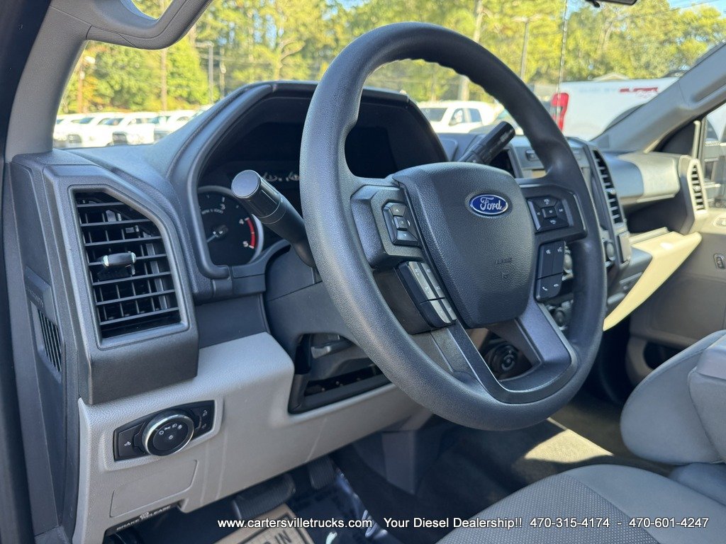 2022 Ford F-350 - $41,998