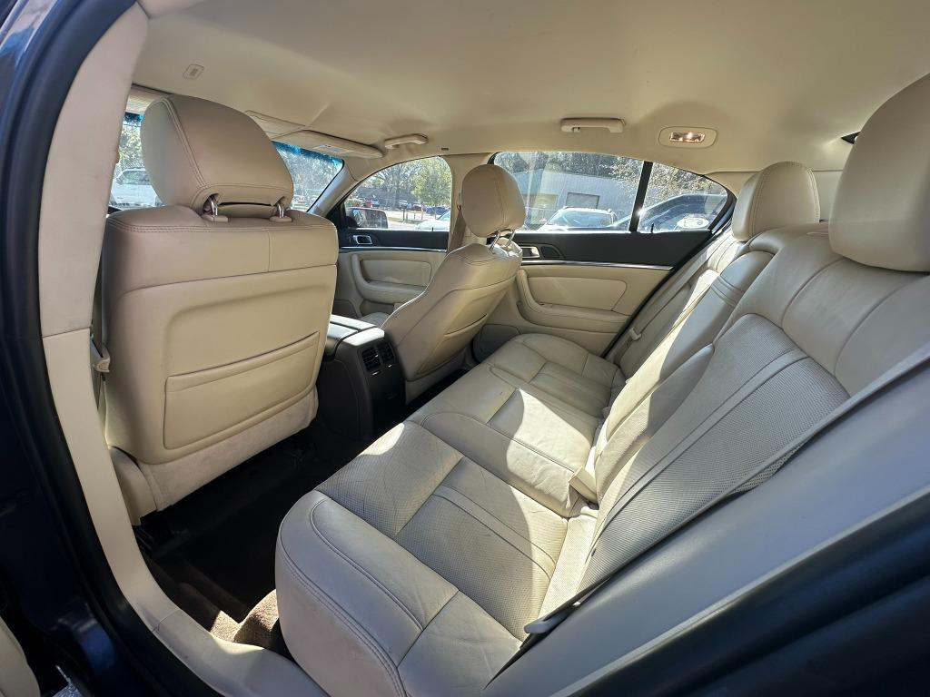 2013 Lincoln MKS - $5,800