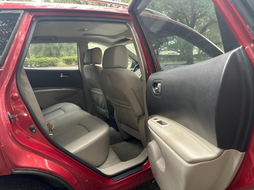 2013 Nissan Rogue - $6,500